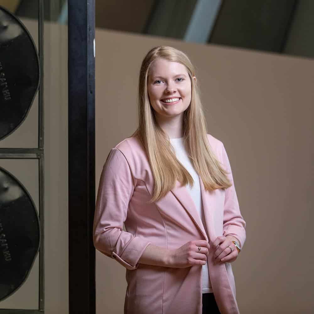 Dayna Roth, research associate